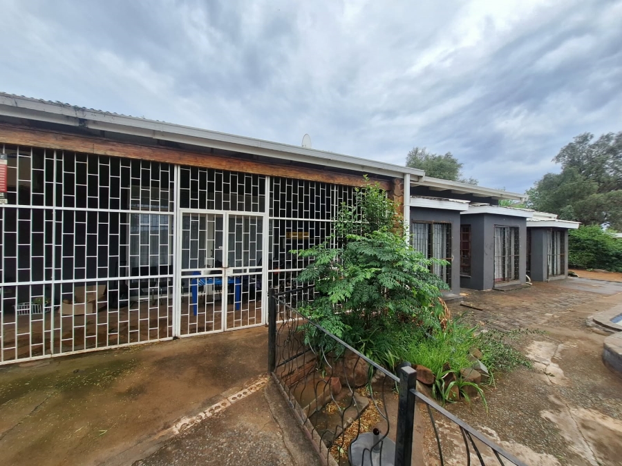 3 Bedroom Property for Sale in Barkly West Northern Cape